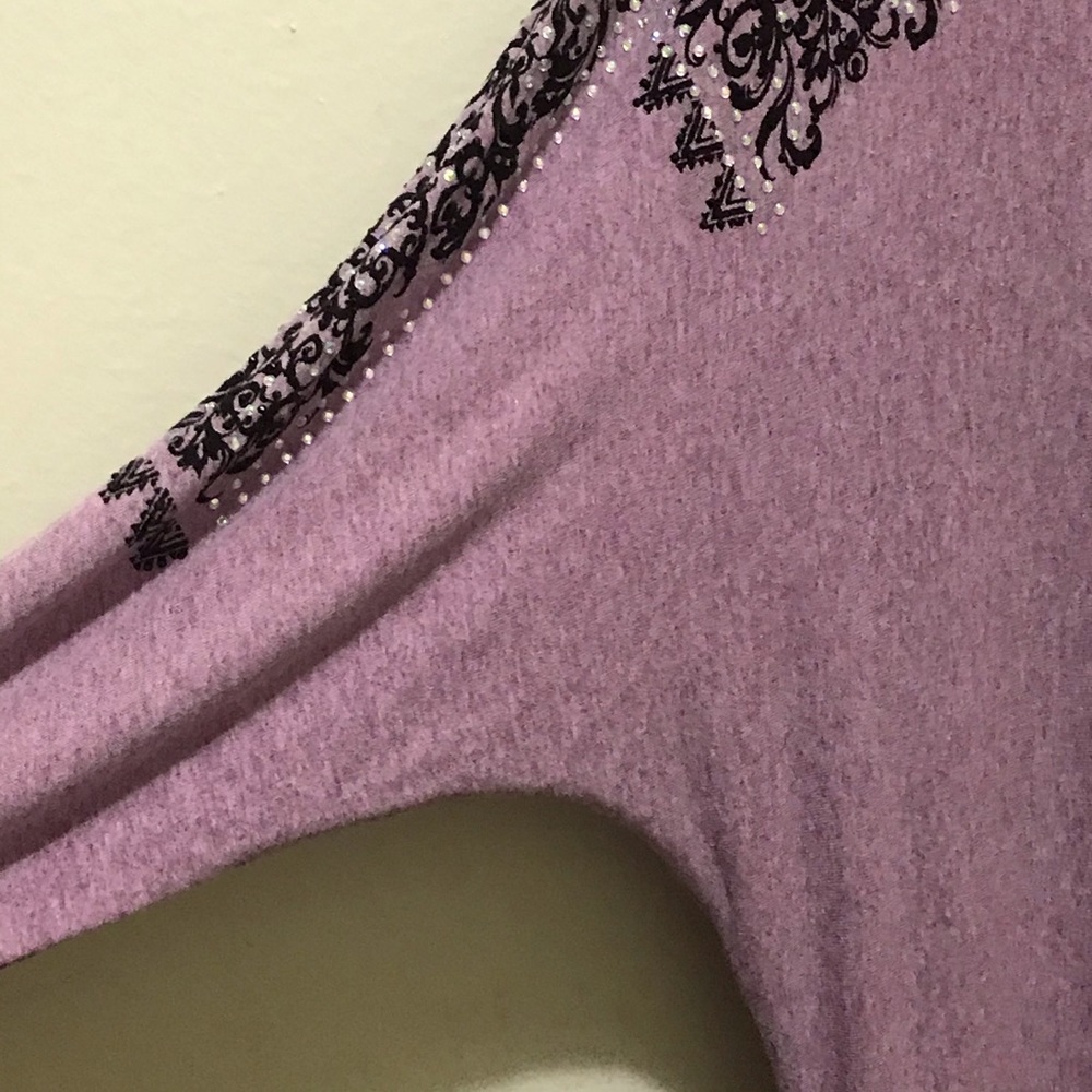NWT Vocal Embellished Long Sleeve Lilac To… - Picture 5 of 8